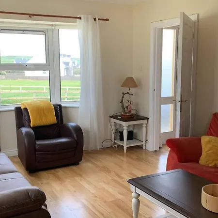 Semesterbostad Elegant Lahinch/ 3b 3br Liscannor