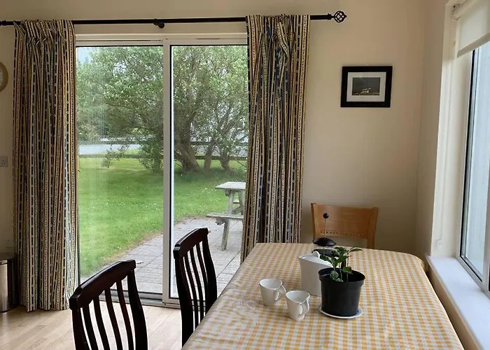 Дом отдыха Elegant Lahinch/ 3b 3br